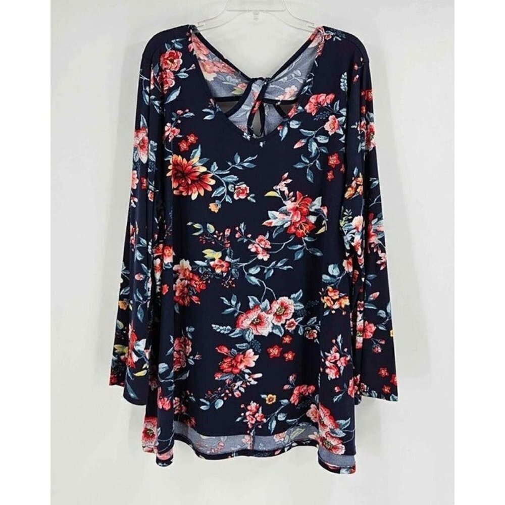 Falls Creek Blue Floral Long Sleeve Crossover Back Neck Stretch Top Sz 3x